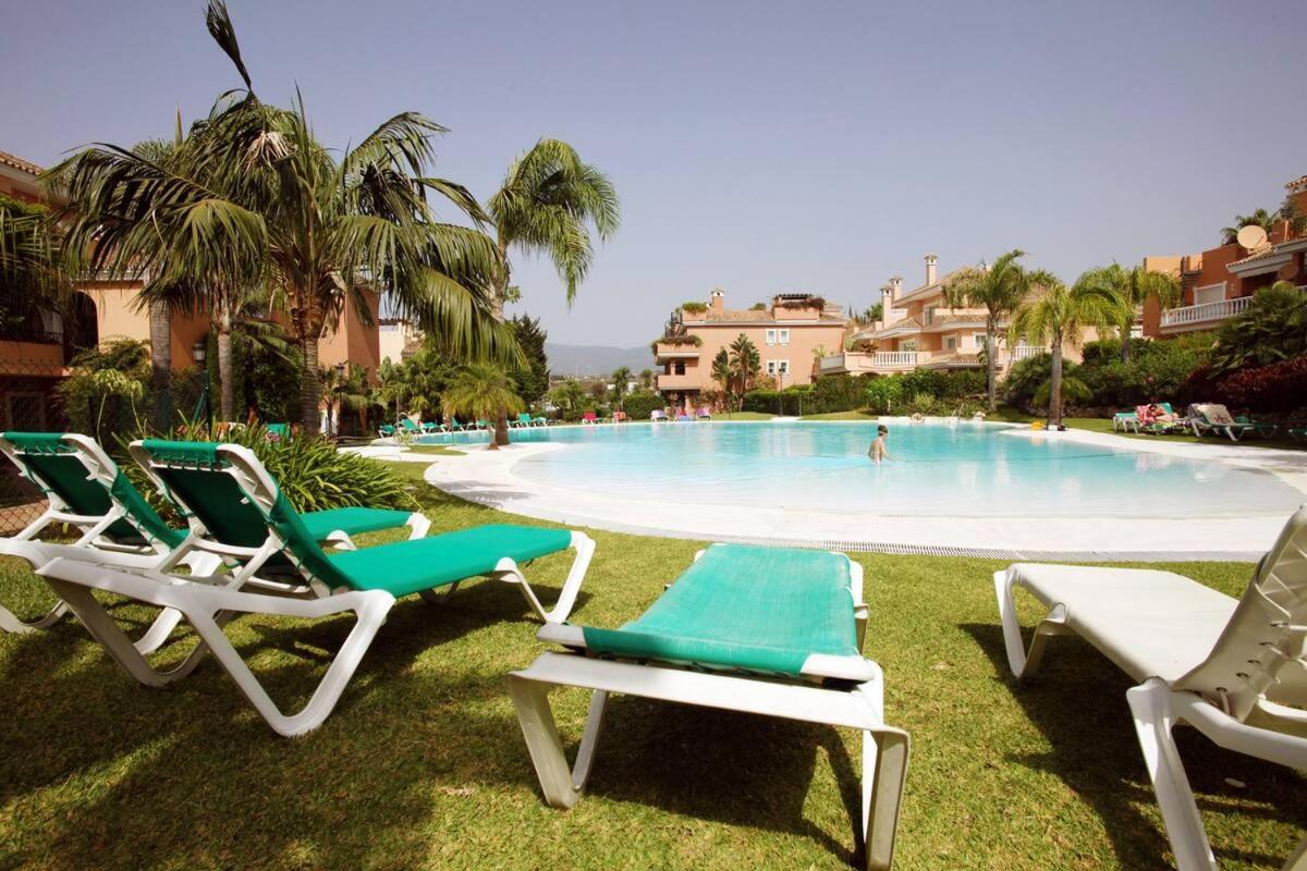 Apartamento Entre Marbella Y เอสเตโปนา ภายนอก รูปภาพ