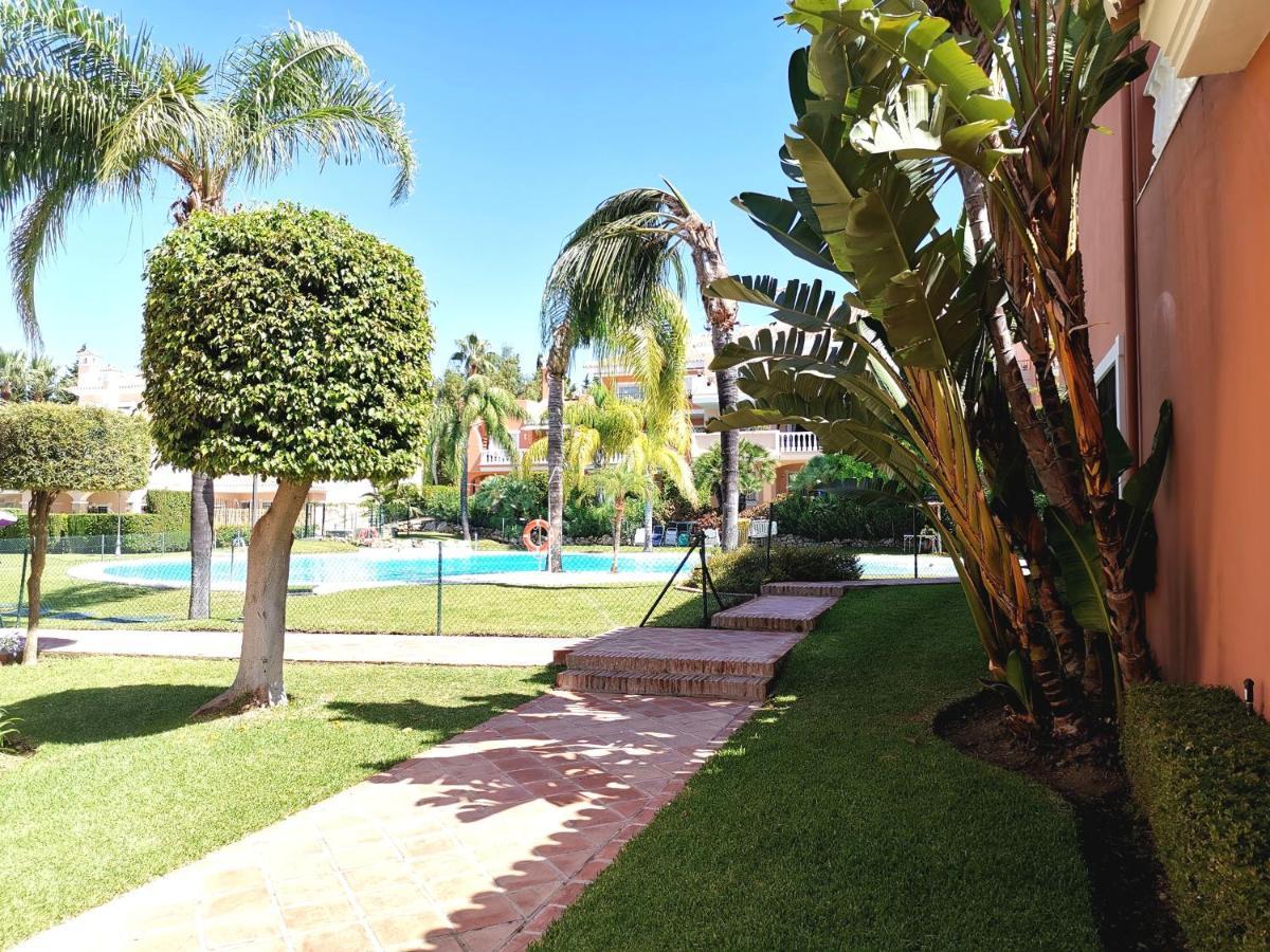 Apartamento Entre Marbella Y เอสเตโปนา ภายนอก รูปภาพ